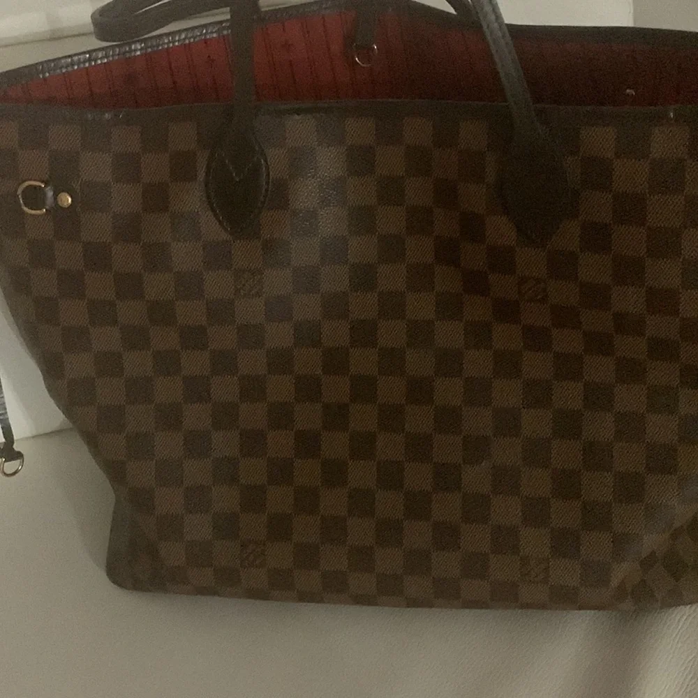 Don’t Wait… Neverfull GM Damier - Picture 3 of 4